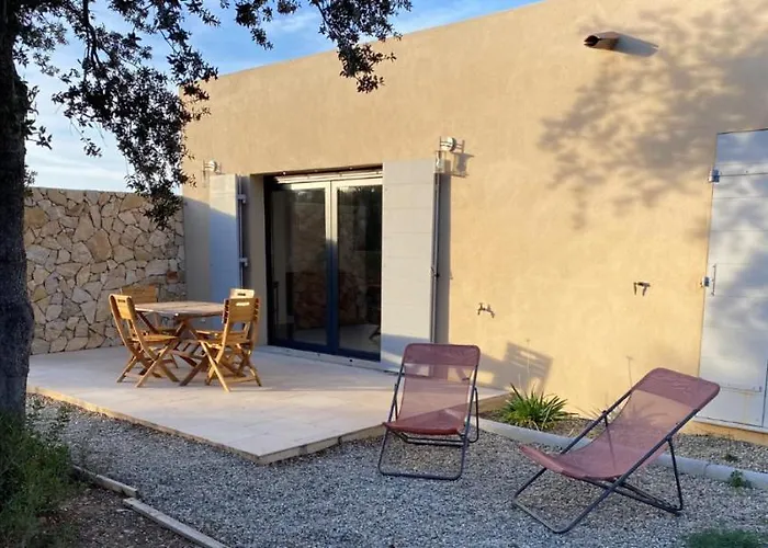 Villa à 900 m de la plage de Lozari